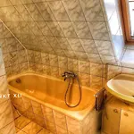 2 Apartment Burghaslach