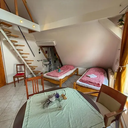 Apartment 2 Burghaslach